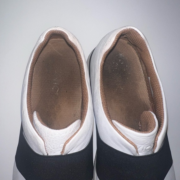 Vionic- Black and white codie Casual Slip on Sneaker - Picture 3 of 8